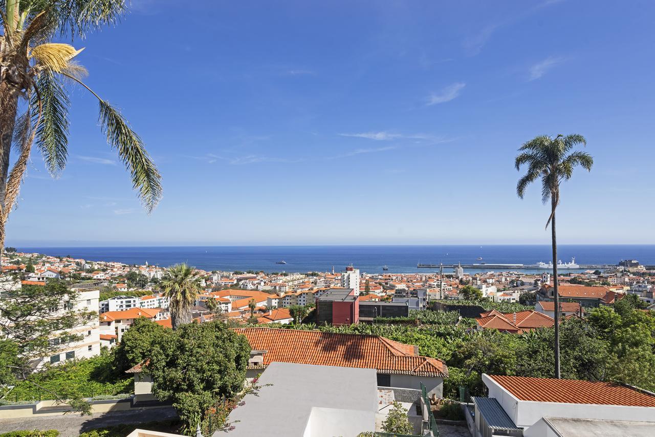 Pina I By An Island Apart Funchal  Buitenkant foto